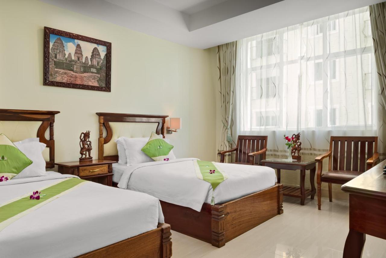 Green Palace Hotel Phnom Penh Exteriör bild